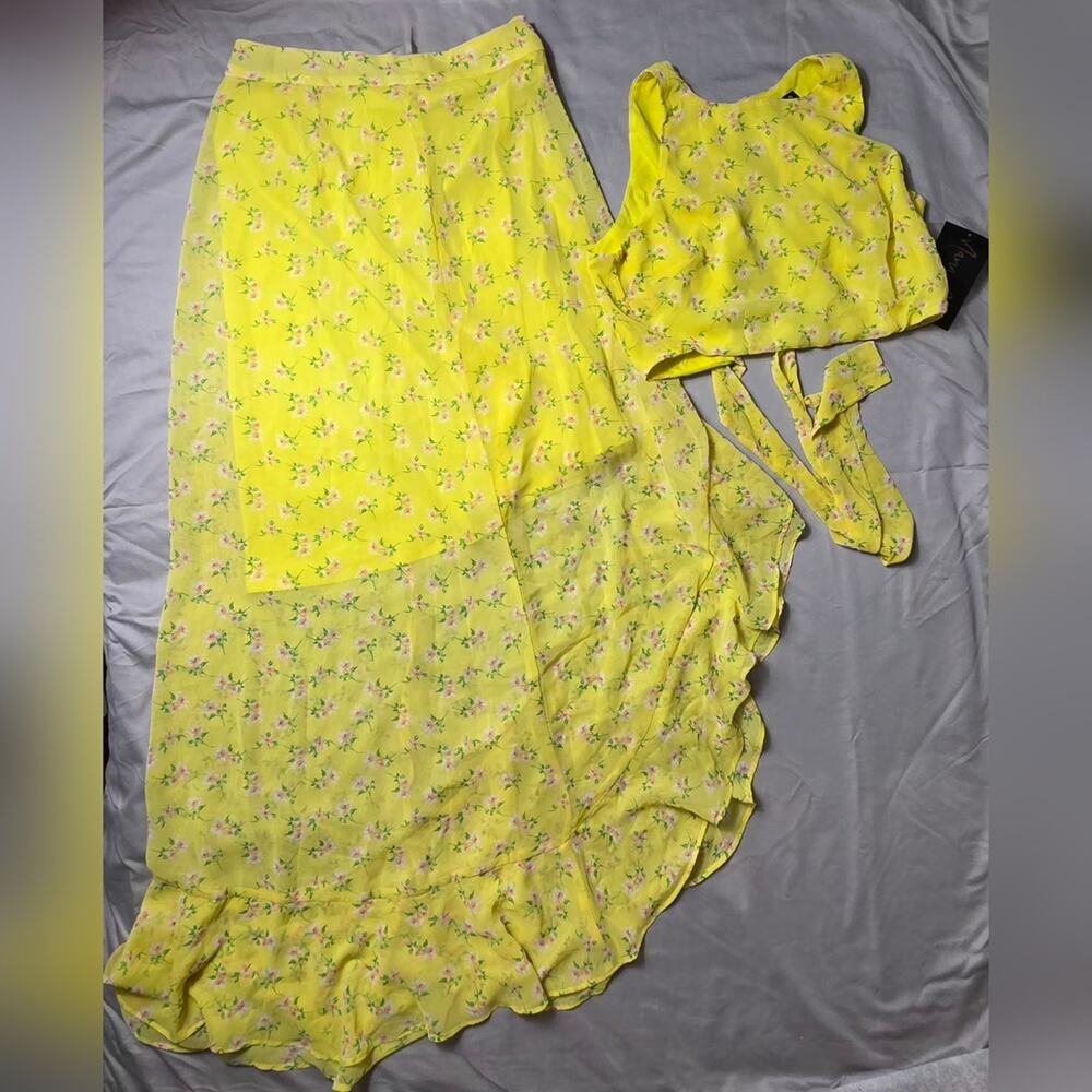 Nana Macs Asymmetrical Maxi Skirt Set Floral Crop Top Yellow Size S NWT